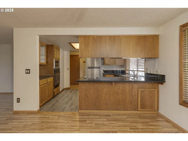 $240,000 | 12173 Southeast 104th Court, Happy Valley, OR 97086