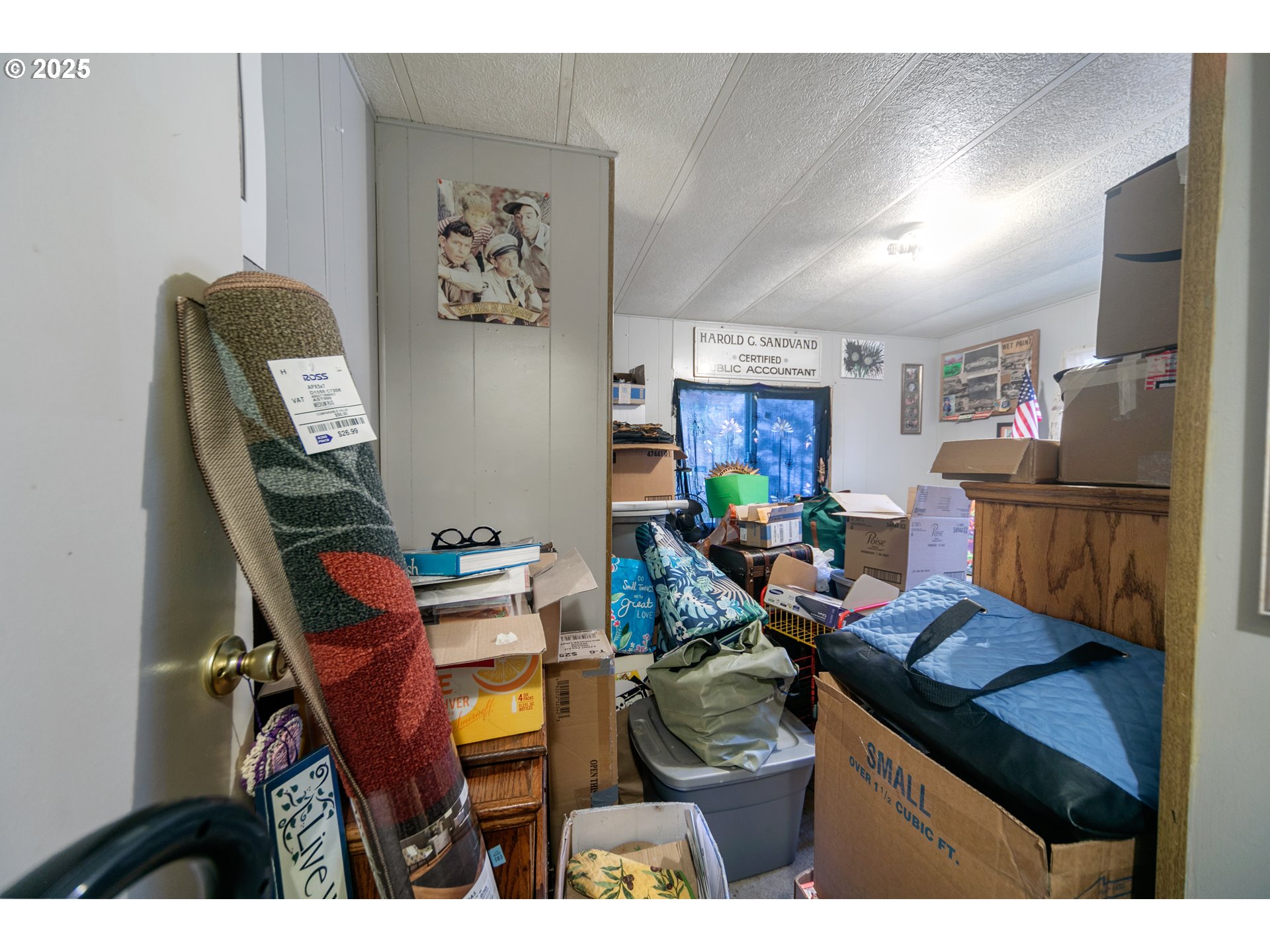 66642 East Bay Road, Unit 8 North Bend, OR 97459 - Photo 9 of 34 Gallery Image 9