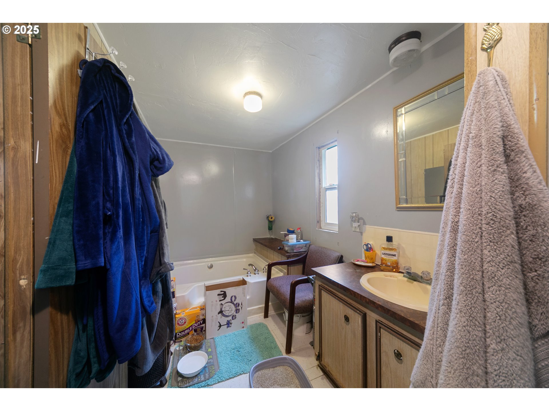 66642 East Bay Road, Unit 8 North Bend, OR 97459 - Photo 10 of 34 Gallery Image 10