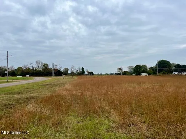 $125,900 | 101 Capital Park Drive, Senatobia, MS 38668