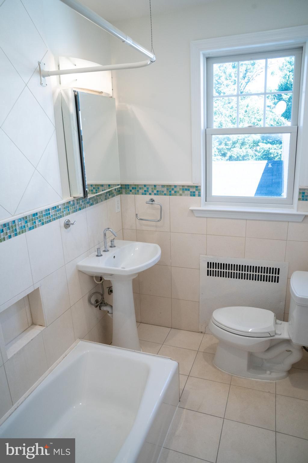 2816 38th Street Northwest Washington, DC 20007 - Photo 14 of 37