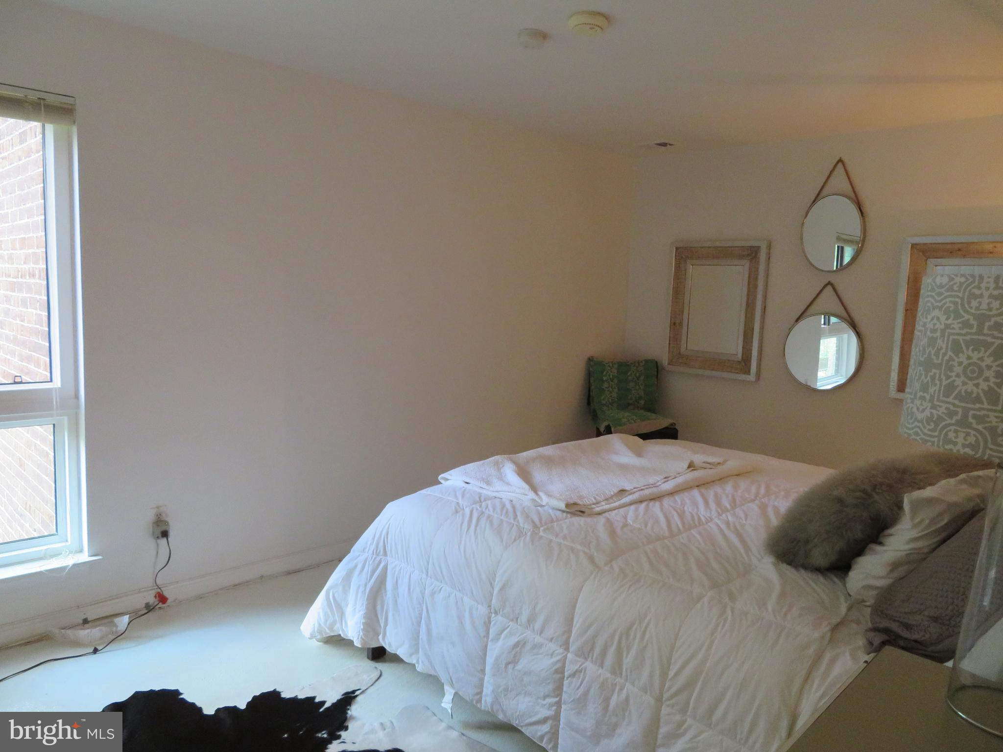 11228 Chestnut Grove Square, Unit 232 Reston, VA 20190 - Photo 22 of 25 Primary bedroom