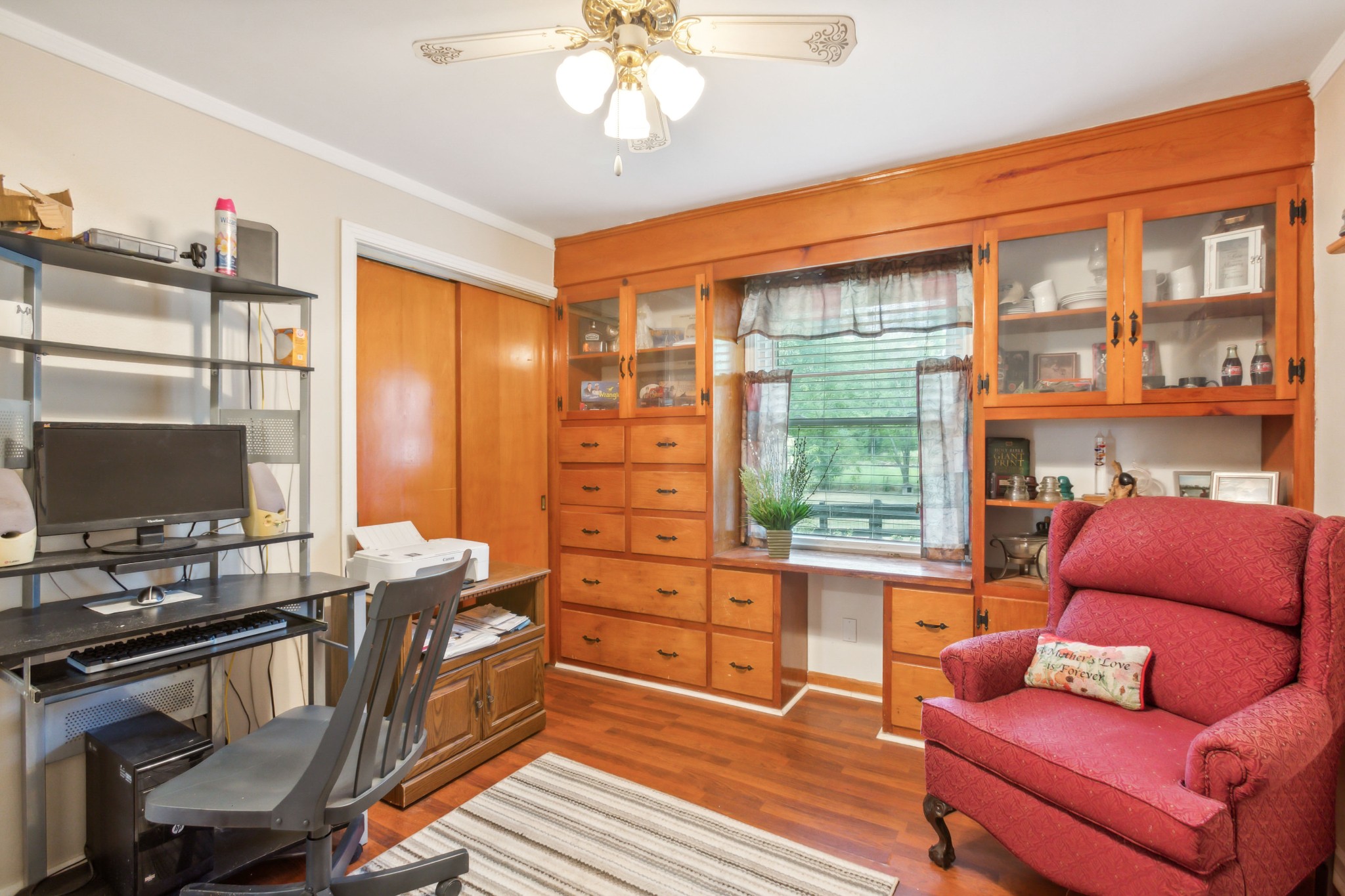 571 Jackson Road Portland, TN 37148 - Photo 17 of 24 a workspace with furniture window