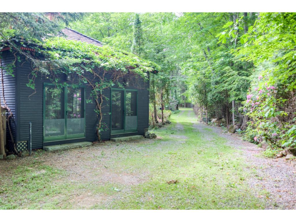 722 Post Road Greenland, NH 03840 - Photo 5 of 34
