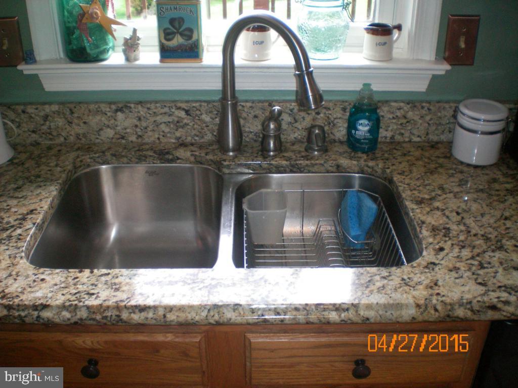1314 Oberholtzer Road Denver, PA 17517 - Photo 9 of 29