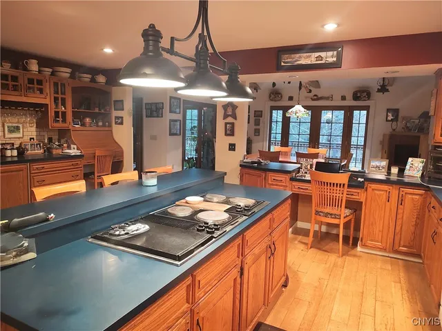 $875,000 | 2542 Miliddy Lane, Camden, NY 13316