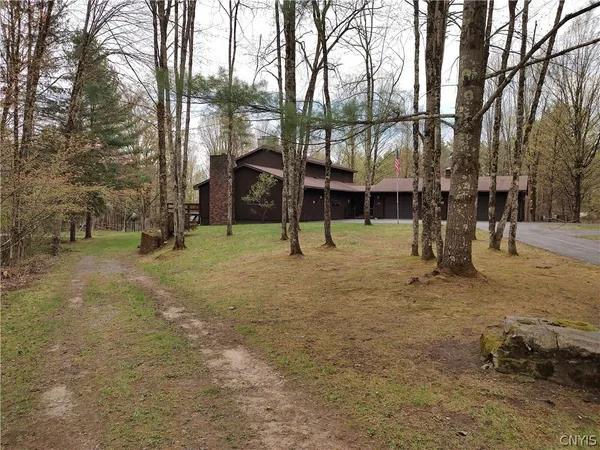 $875,000 | 2542 Miliddy Lane, Camden, NY 13316