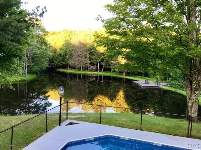 $875,000 | 2542 Miliddy Lane, Camden, NY 13316