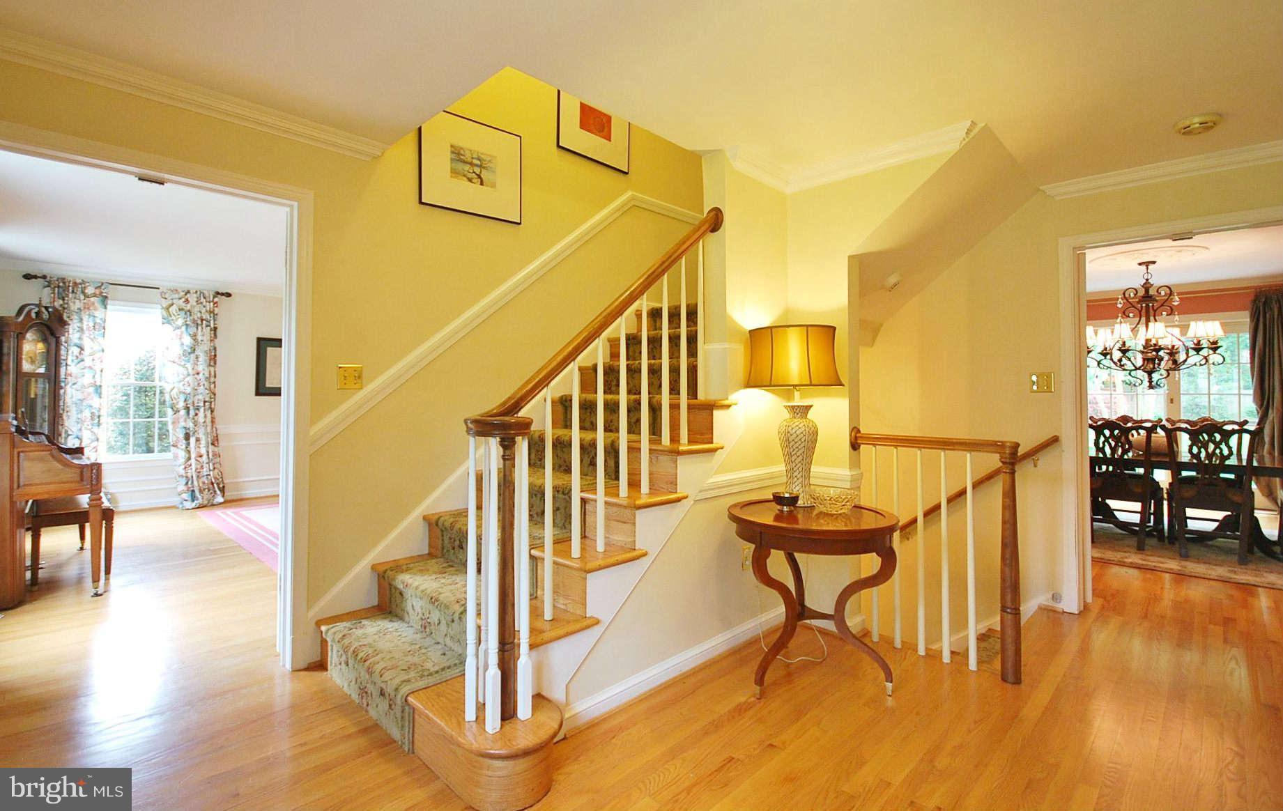 6207 Long Meadow Road McLean, VA 22101 - Photo 3 of 30 Interior (General)