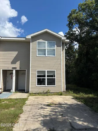 $1,595 | 754 Sherman Avenue, Unit B, Panama City, FL 32401