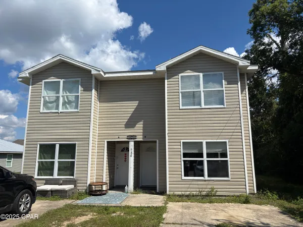 $1,595 | 754 Sherman Avenue, Unit B, Panama City, FL 32401