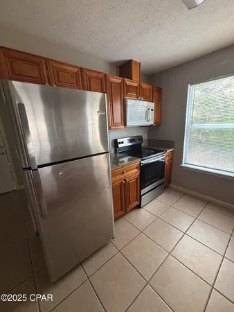 $1,595 | 754 Sherman Avenue, Unit B, Panama City, FL 32401