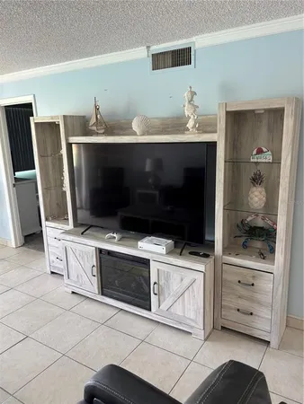 $2,500 | 7540 Bay Island Drive South, Unit 253, South Pasadena, FL 33707