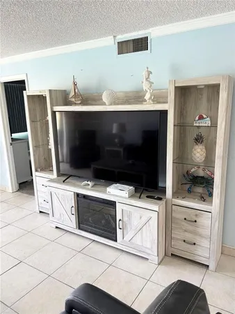 $2,500 | 7540 Bay Island Drive South, Unit 253, South Pasadena, FL 33707