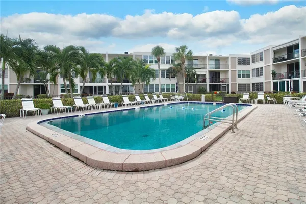 $2,500 | 7540 Bay Island Drive South, Unit 253, South Pasadena, FL 33707