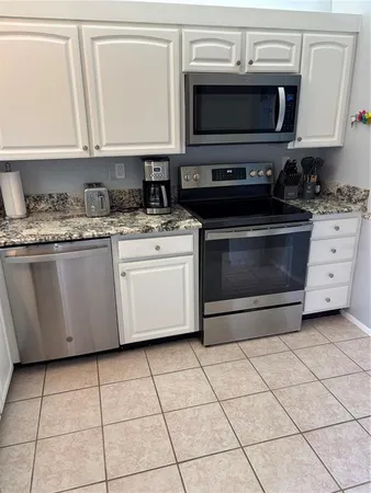 $2,500 | 7540 Bay Island Drive South, Unit 253, South Pasadena, FL 33707