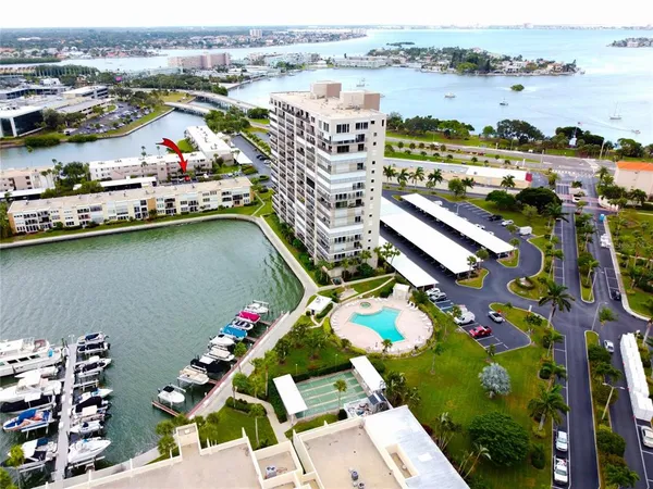 $2,500 | 7540 Bay Island Drive South, Unit 253, South Pasadena, FL 33707