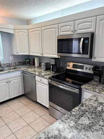 $2,500 | 7540 Bay Island Drive South, Unit 253, South Pasadena, FL 33707