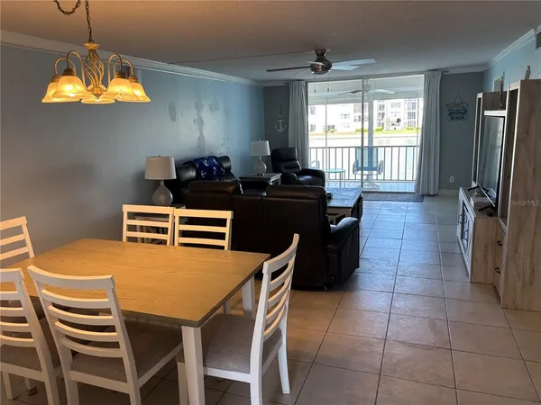 $2,500 | 7540 Bay Island Drive South, Unit 253, South Pasadena, FL 33707