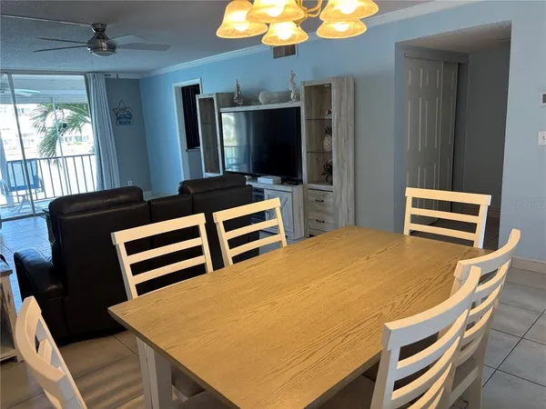 $2,500 | 7540 Bay Island Drive South, Unit 253, South Pasadena, FL 33707