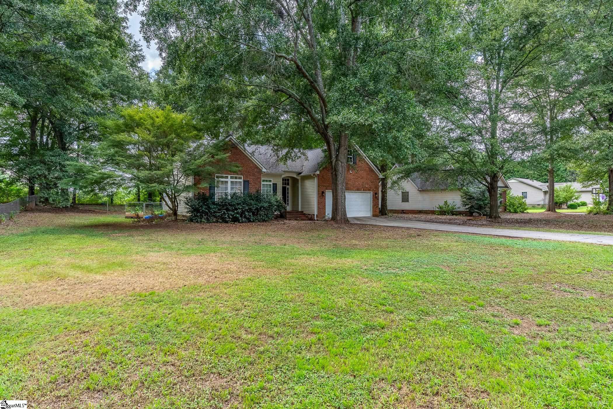 1238 Westgate Road Anderson, SC 29626 - Photo 4 of 35 Gallery Image 4