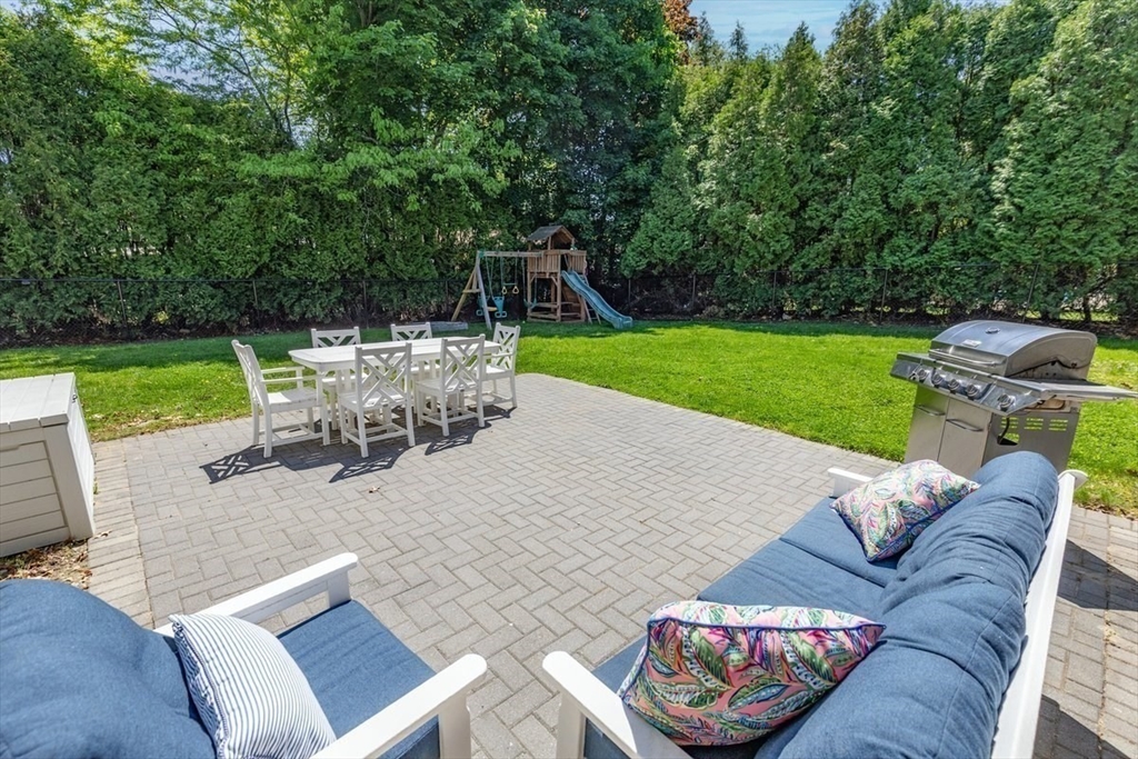 2 Amherst Road Andover, MA 01810 - Photo 31 of 41