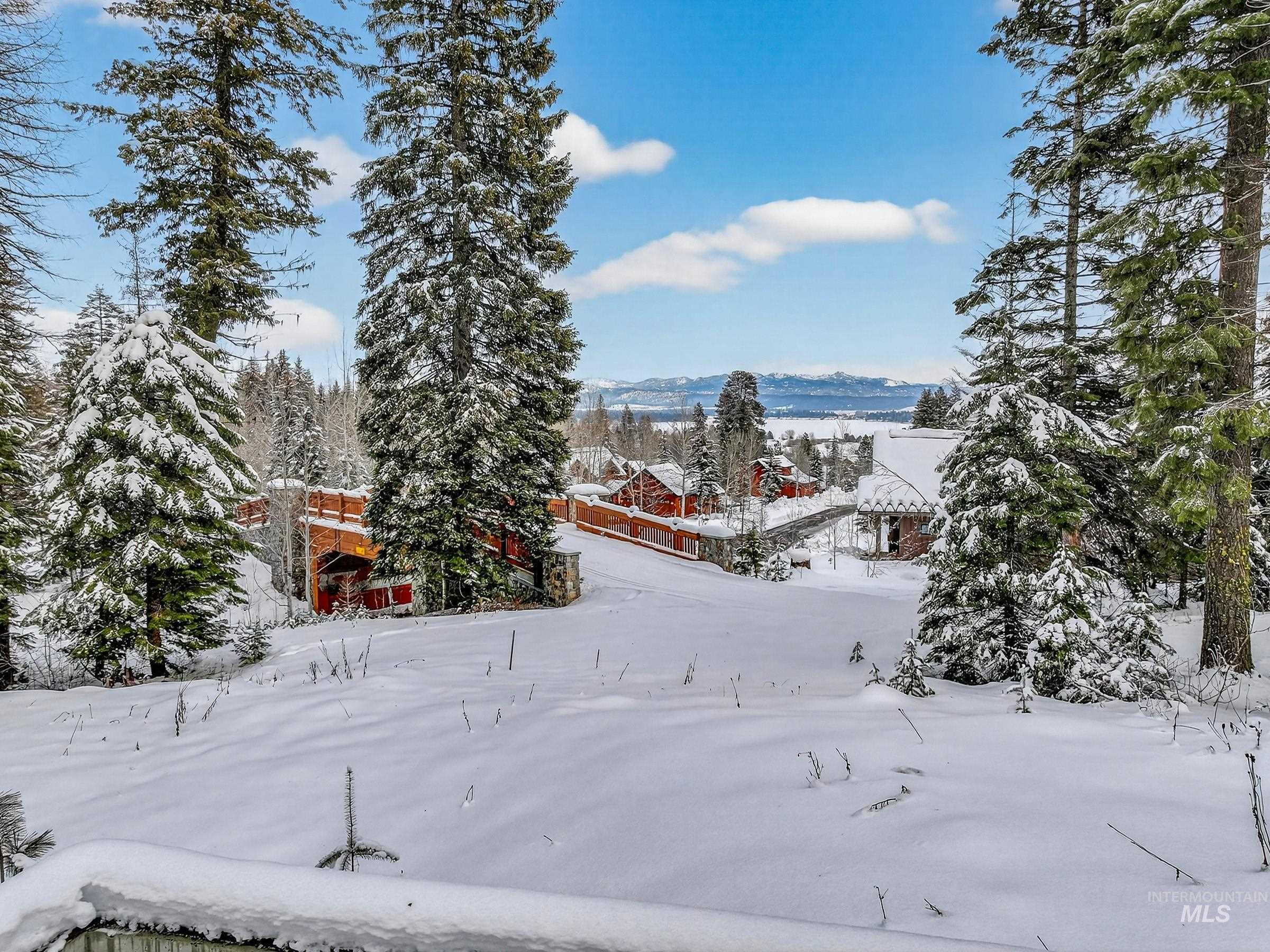 53 Pinnacle Court Cascade, ID 83611 - Photo 11 of 18