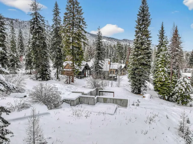 $625,000 | 53 Pinnacle Court, Cascade, ID 83611