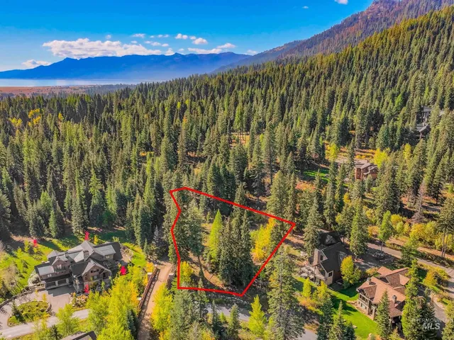 $625,000 | 53 Pinnacle Court, Cascade, ID 83611