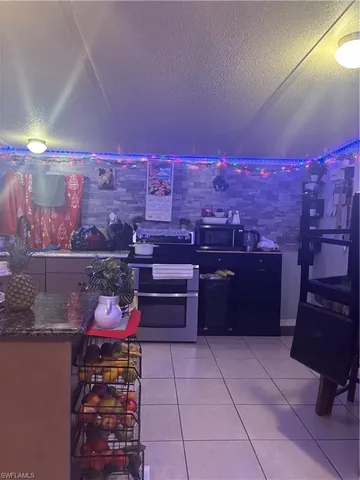 $150,000 | 155 Favor Avenue, Unit 1, LaBelle, FL 33935