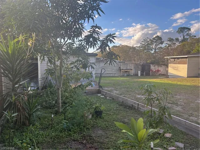 $150,000 | 155 Favor Avenue, Unit 1, LaBelle, FL 33935