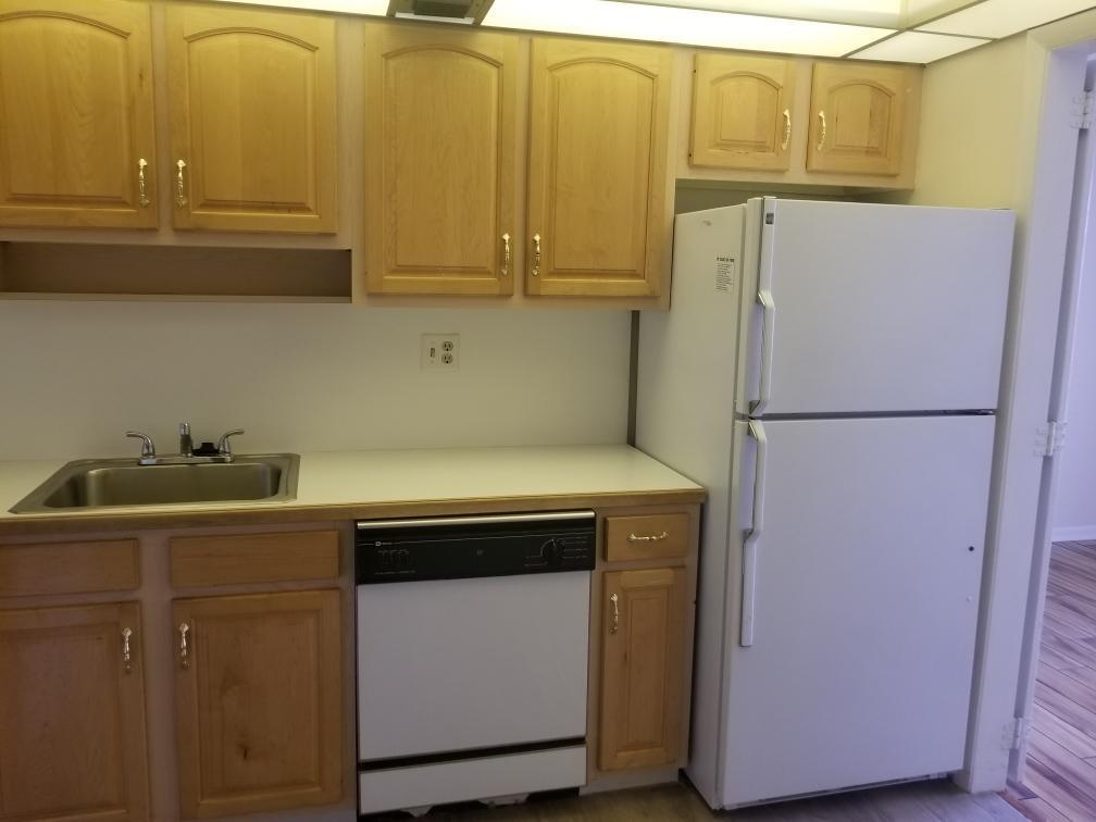 10777 West Sample Road, Unit 812 Coral Springs, FL 33065 - Photo 9 of 25 KitchenCS