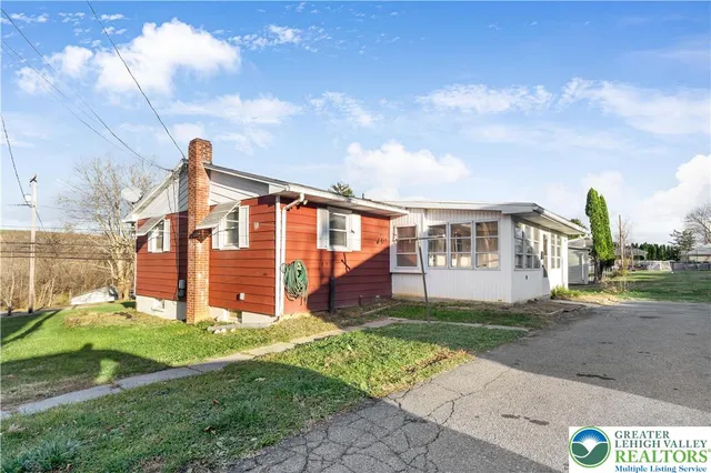 $339,999 | 416 Main Street, Stockertown, PA 18083