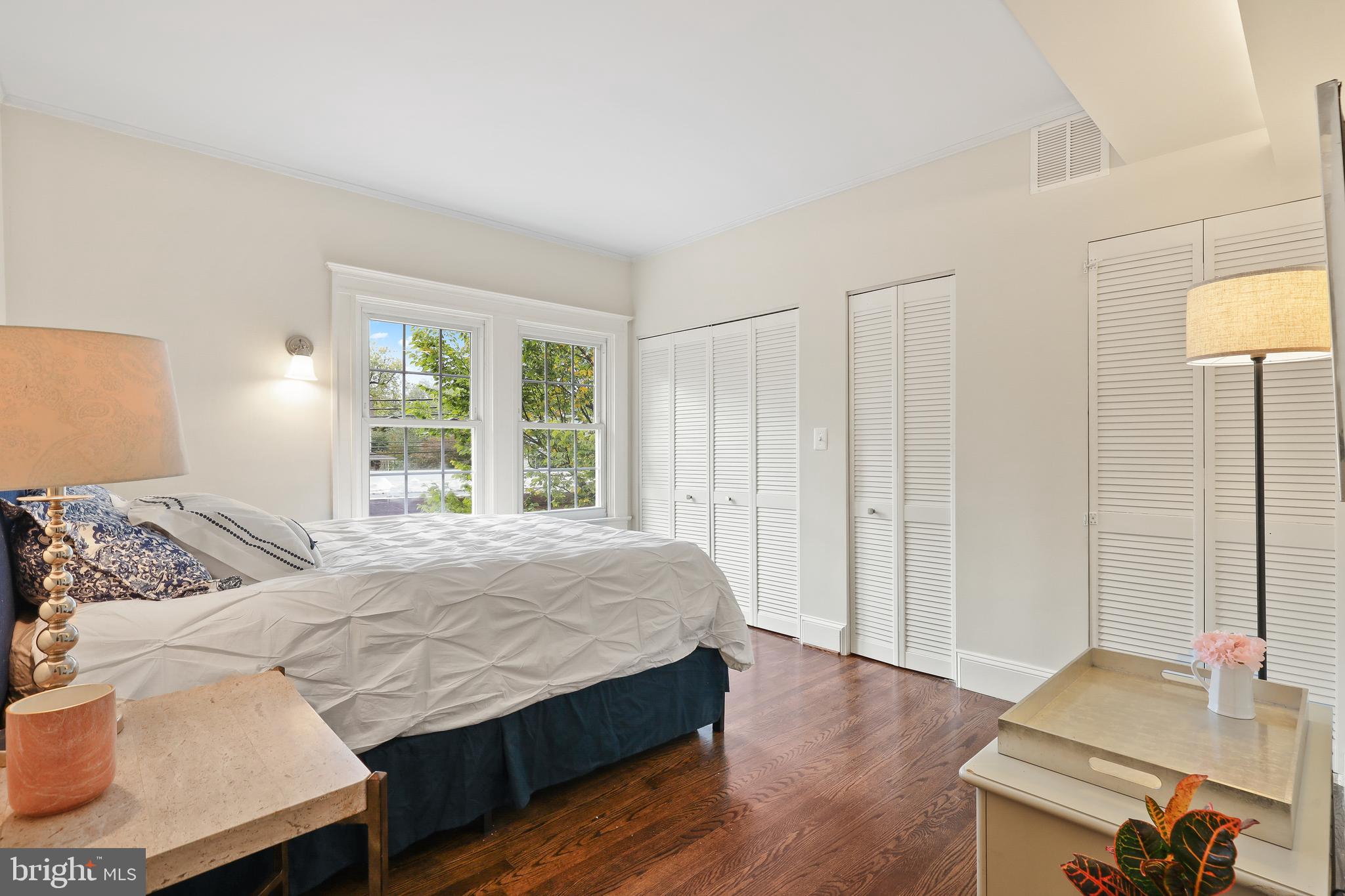 4304 Roland Avenue Baltimore, MD 21210 - Photo 17 of 45 first of three rms on 2nd fl