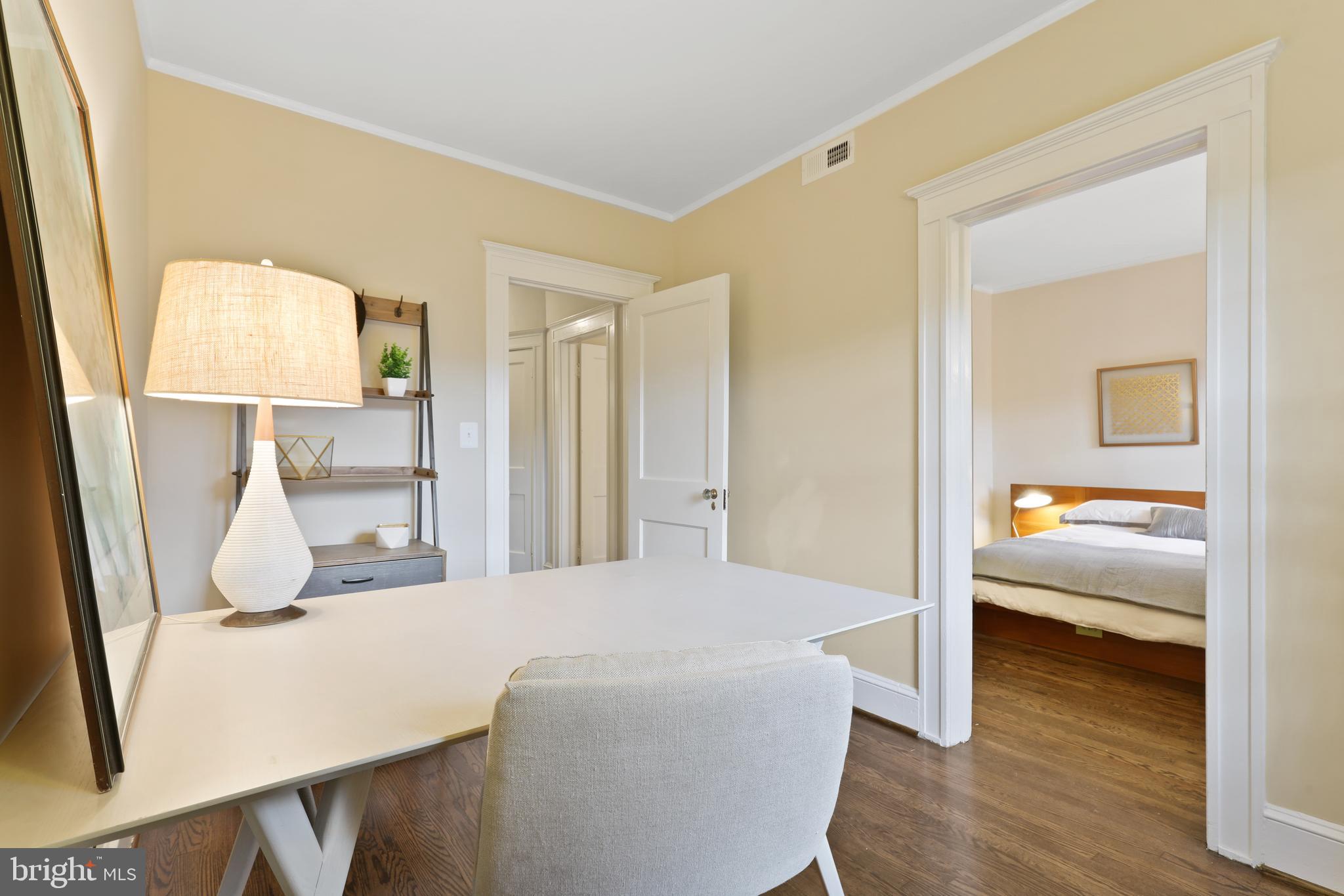 4304 Roland Avenue Baltimore, MD 21210 - Photo 23 of 45 3rd room off hall/2nd BR suite