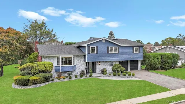 $1,595,000 | 90 Rockland Drive, Jericho, NY 11753