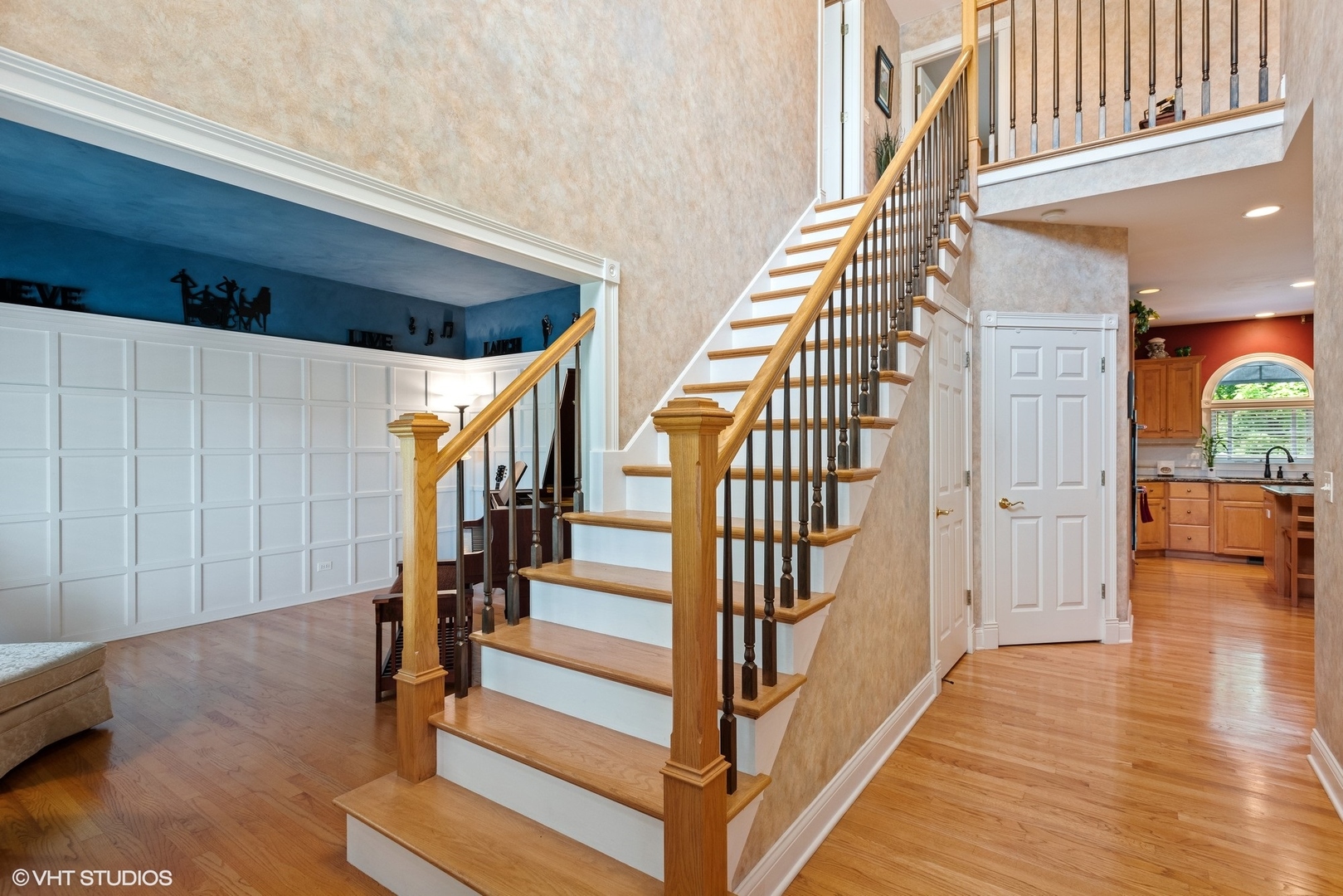 2915 Beth Lane Naperville, IL 60564 - Photo 5 of 47