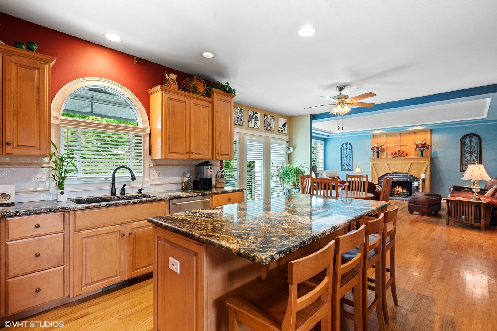 2915 Beth Lane Naperville, IL 60564 - Photo 9 of 47