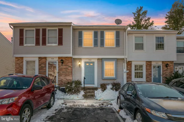 $599,000 | 1638 10th Street South, Arlington, VA 22204