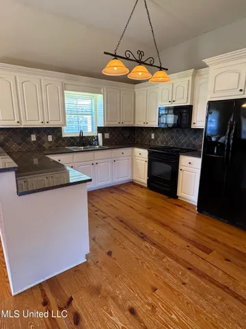 $2,350 | 107 Cole's Way, Madison, MS 39110