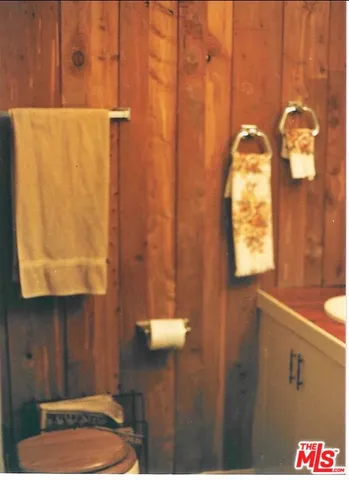 $950,000 | 466 Wren Drive, Los Angeles, CA 90065