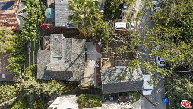 $950,000 | 466 Wren Drive, Los Angeles, CA 90065