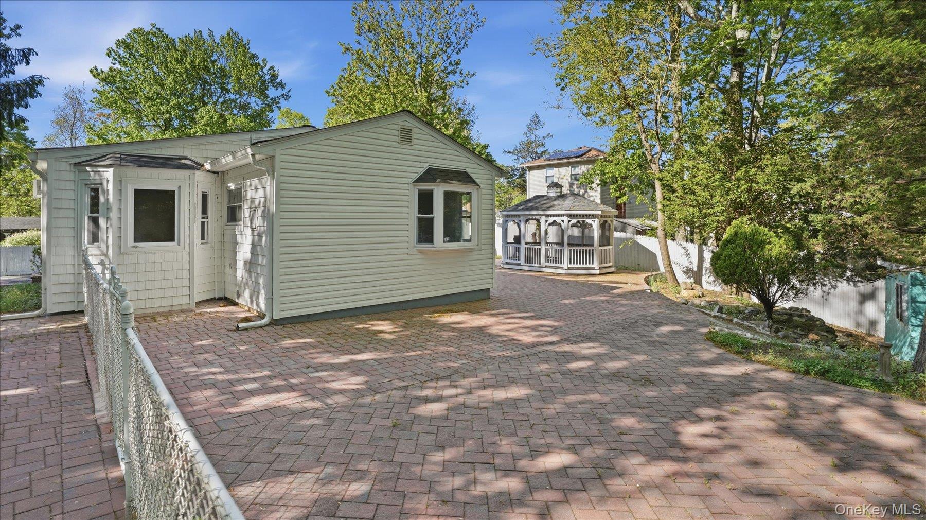 26 Florida Road Rocky Point, NY 11778 - Photo 14 of 23