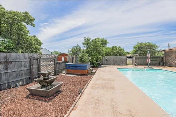 $489,000 | 4576 Woodbine Road, Pace, FL 32571