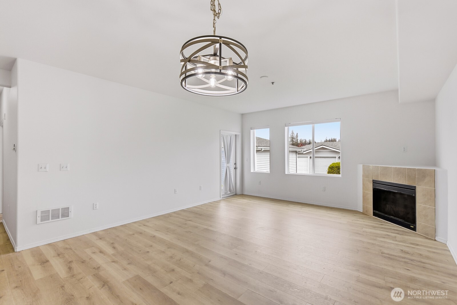 14915 38th Drive Southeast, Unit HH1028 Bothell, WA 98012 - Photo 14 of 27