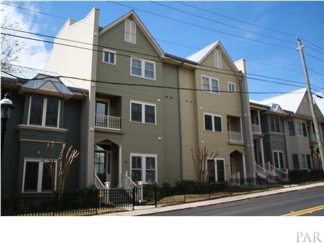 527 North Spring Street Pensacola, FL 32501 - Photo 1 of 21