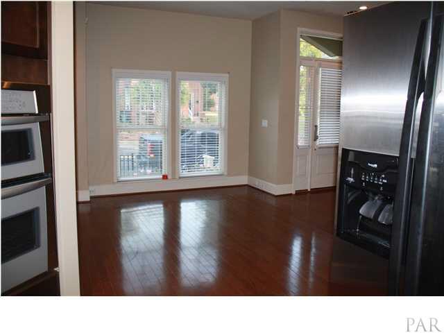 527 North Spring Street Pensacola, FL 32501 - Photo 14 of 21
