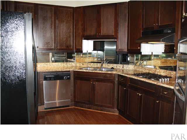 527 North Spring Street Pensacola, FL 32501 - Photo 19 of 21