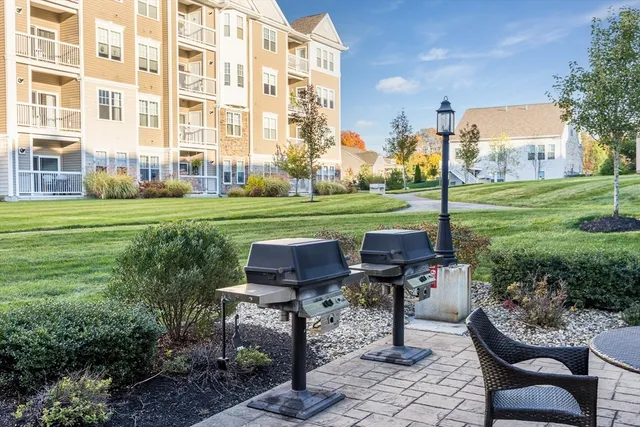 $620,000 | 4 Francis Drive, Unit 207, Andover, MA 01810