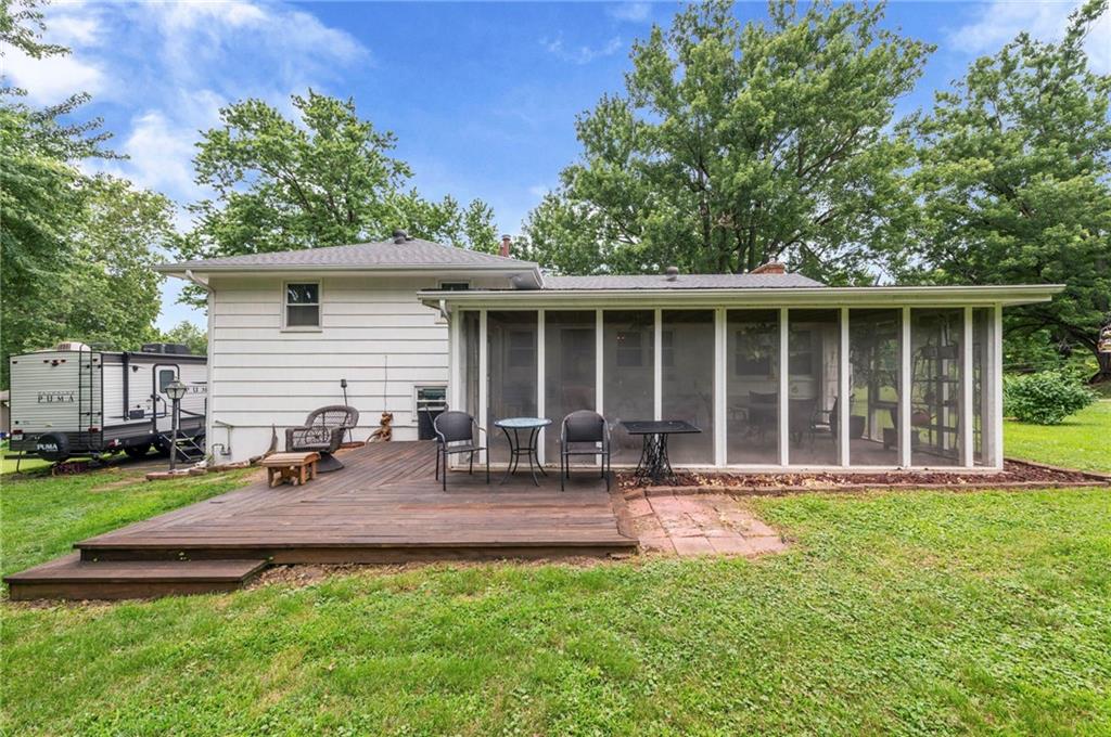 817 South Alexander Road Independence, MO 64056 - Photo 30 of 52